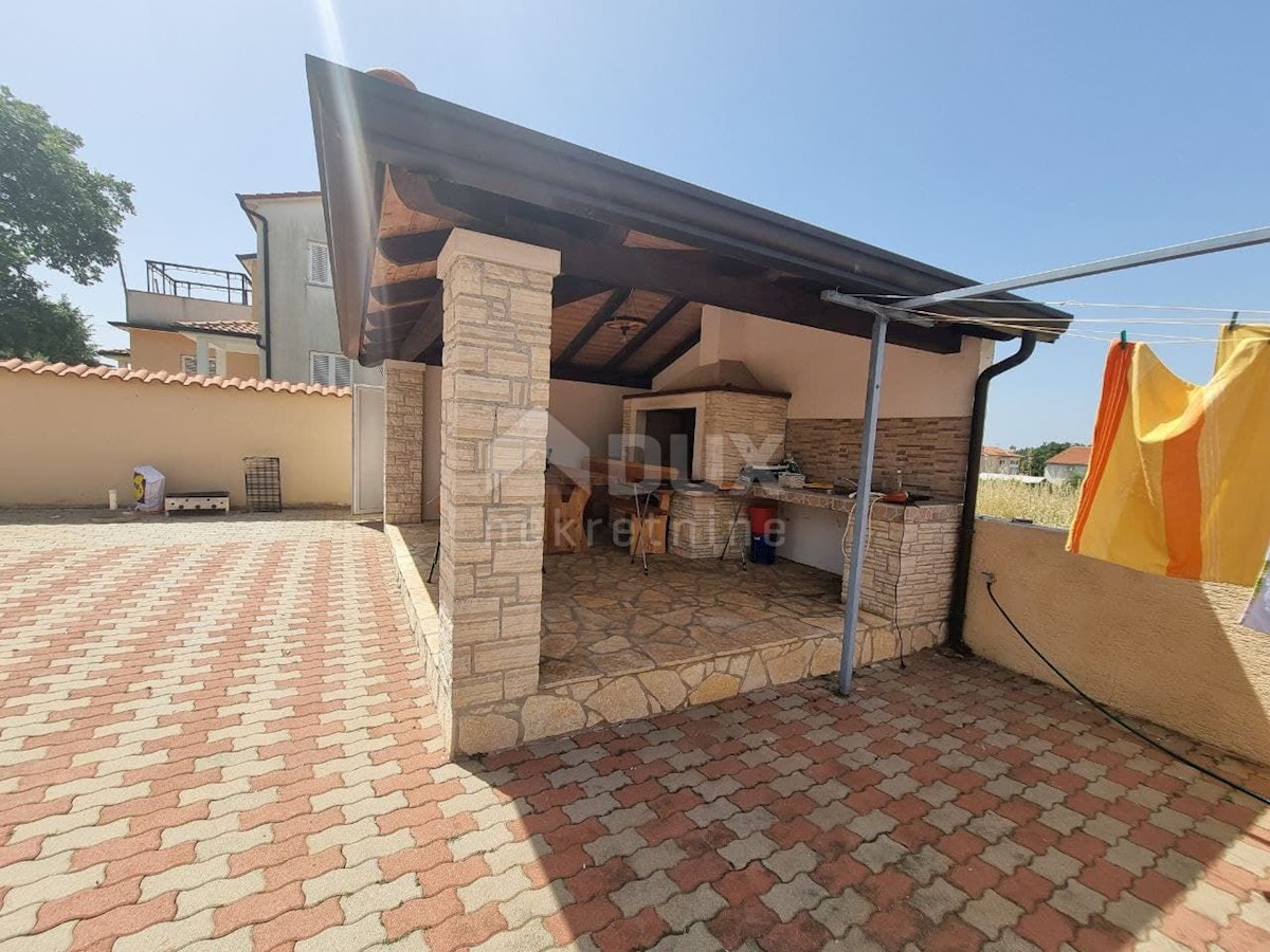 Haus Zu verkaufen - ISTARSKA  POREČ 