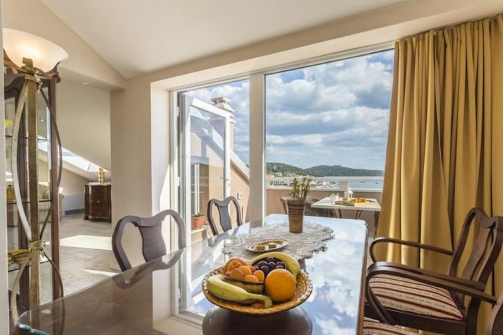 Dům na prodej 519 m² – Rogoznica