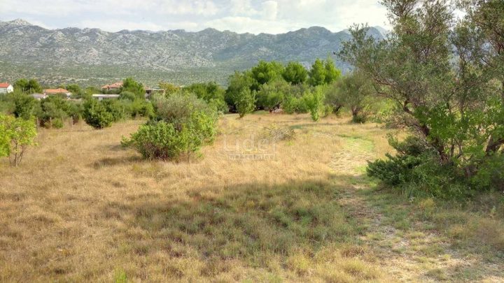 Grundstück zu verkaufen 1333 m² – Seline