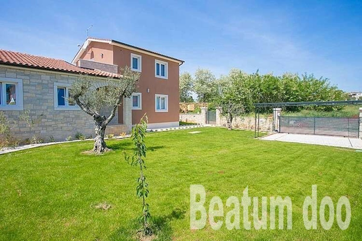 House For sale - ISTARSKA  KAŠTELIR 