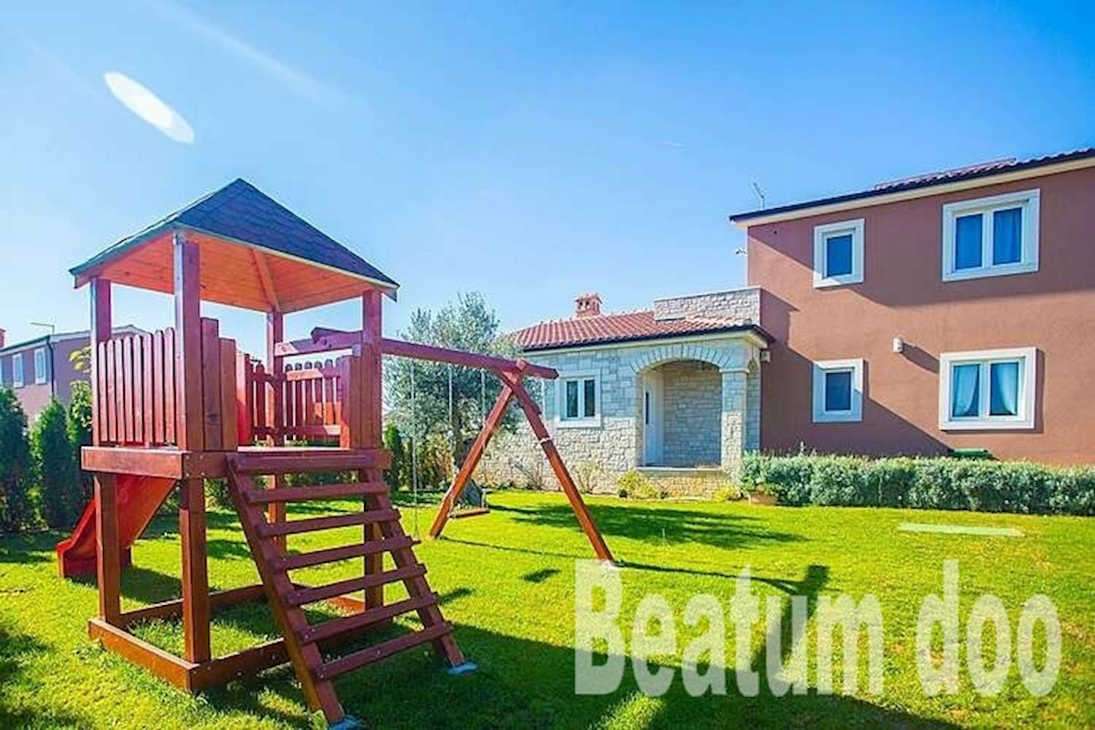 House For sale - ISTARSKA  KAŠTELIR 