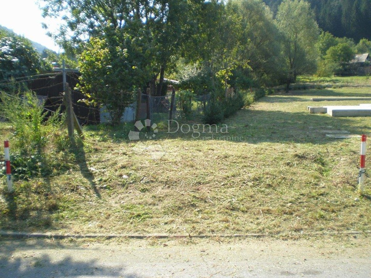 Parcela Naprodaj - PRIMORSKO-GORANSKA  Delnice