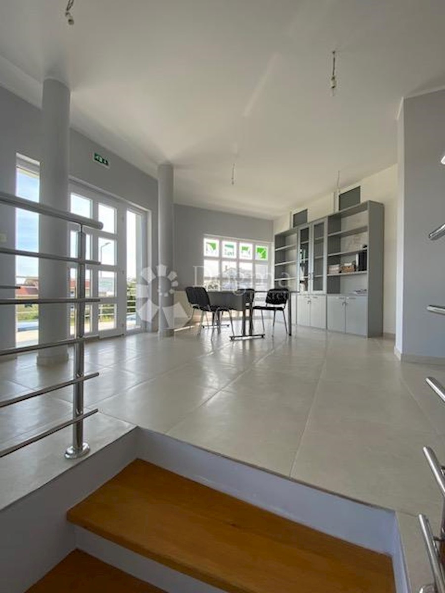 Commerciale In vendita - PRIMORSKO-GORANSKA  KASTAV 
