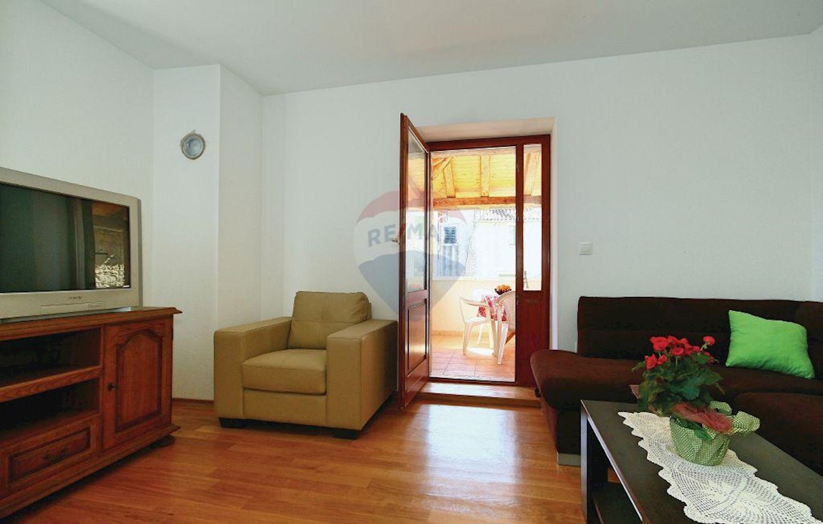 House For sale - ISTARSKA  VIŽINADA 