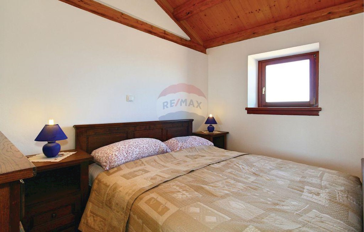 House For sale - ISTARSKA  VIŽINADA 