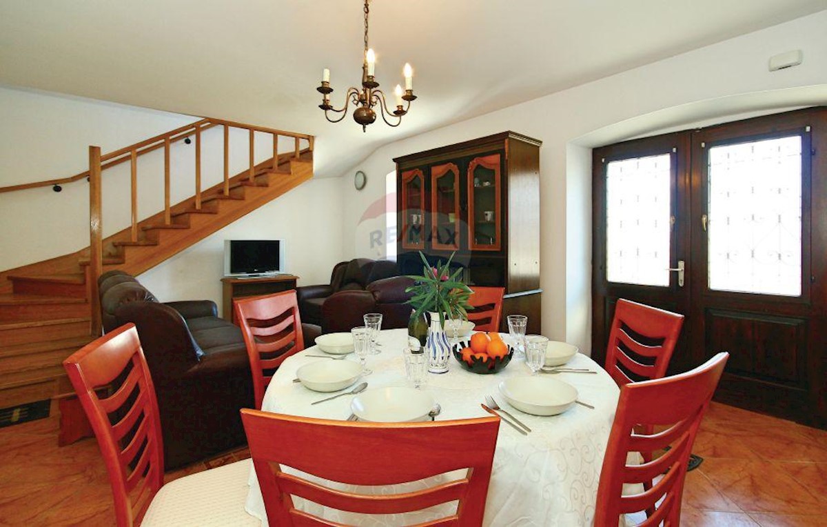 House For sale - ISTARSKA  VIŽINADA 