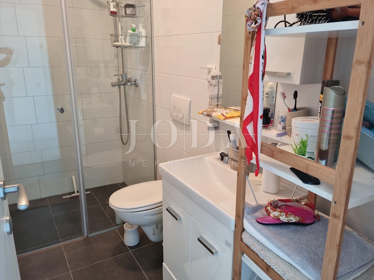 Apartment Zu verkaufen - PRIMORSKO-GORANSKA  NOVI VINODOLSKI 