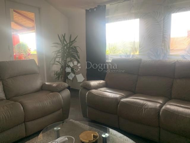 Apartment Zu vermieten - Primorsko-goranska Jelenje - foto 2/14