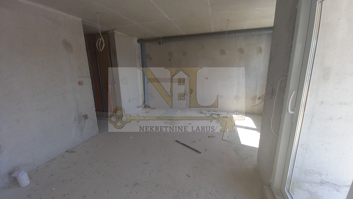 Apartma Naprodaj - SPLITSKO-DALMATINSKA  Čiovo