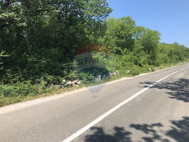 Land for sale 2349 m² – Kras