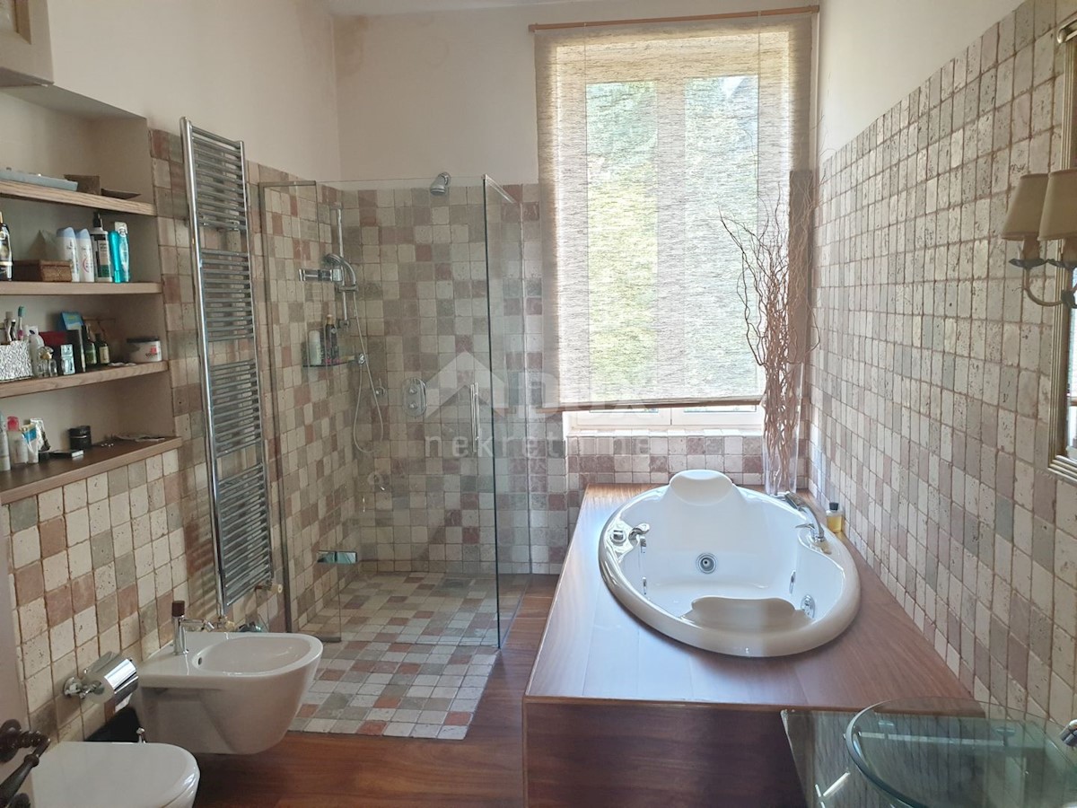 Flat For sale - PRIMORSKO-GORANSKA  OPATIJA 