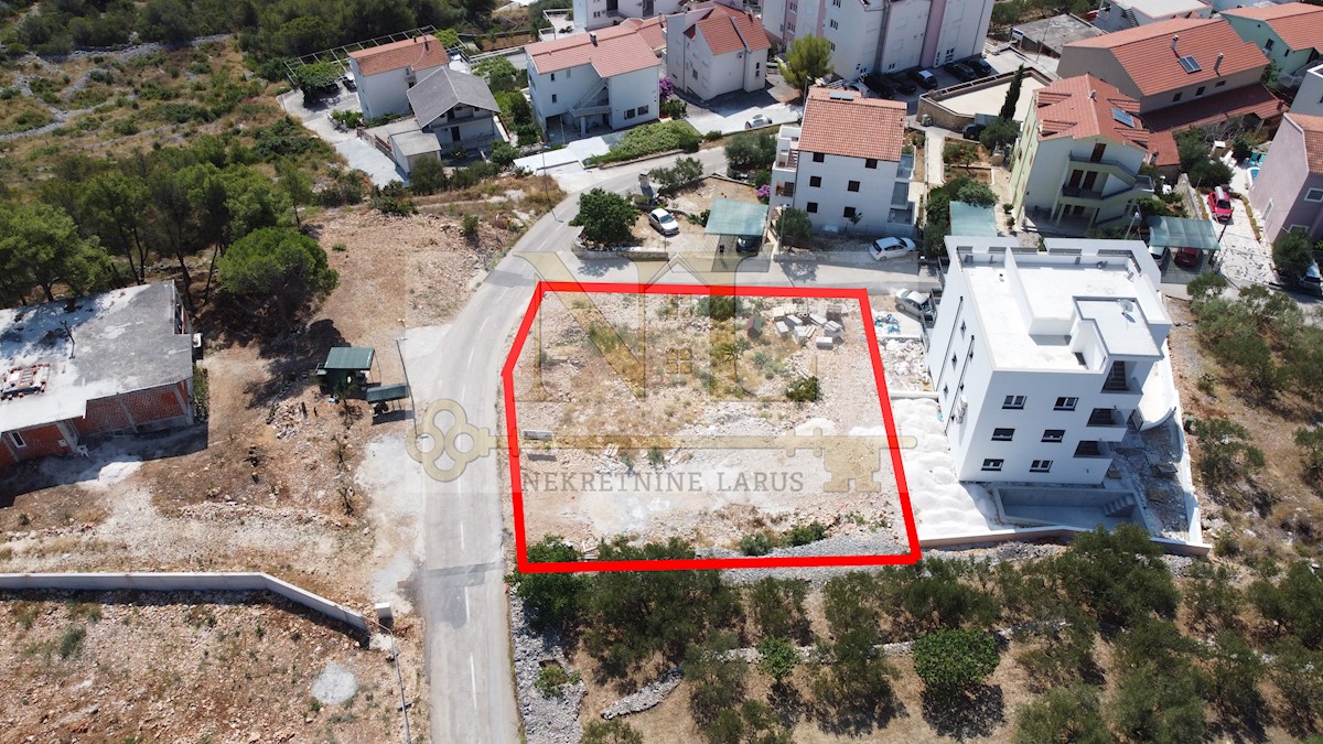 Apartma Naprodaj - SPLITSKO-DALMATINSKA  Čiovo