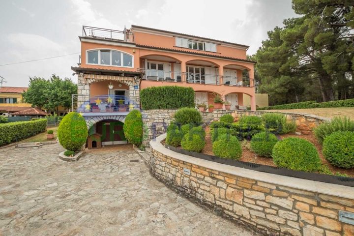 Kuća na prodaju 725 m² – Poreč