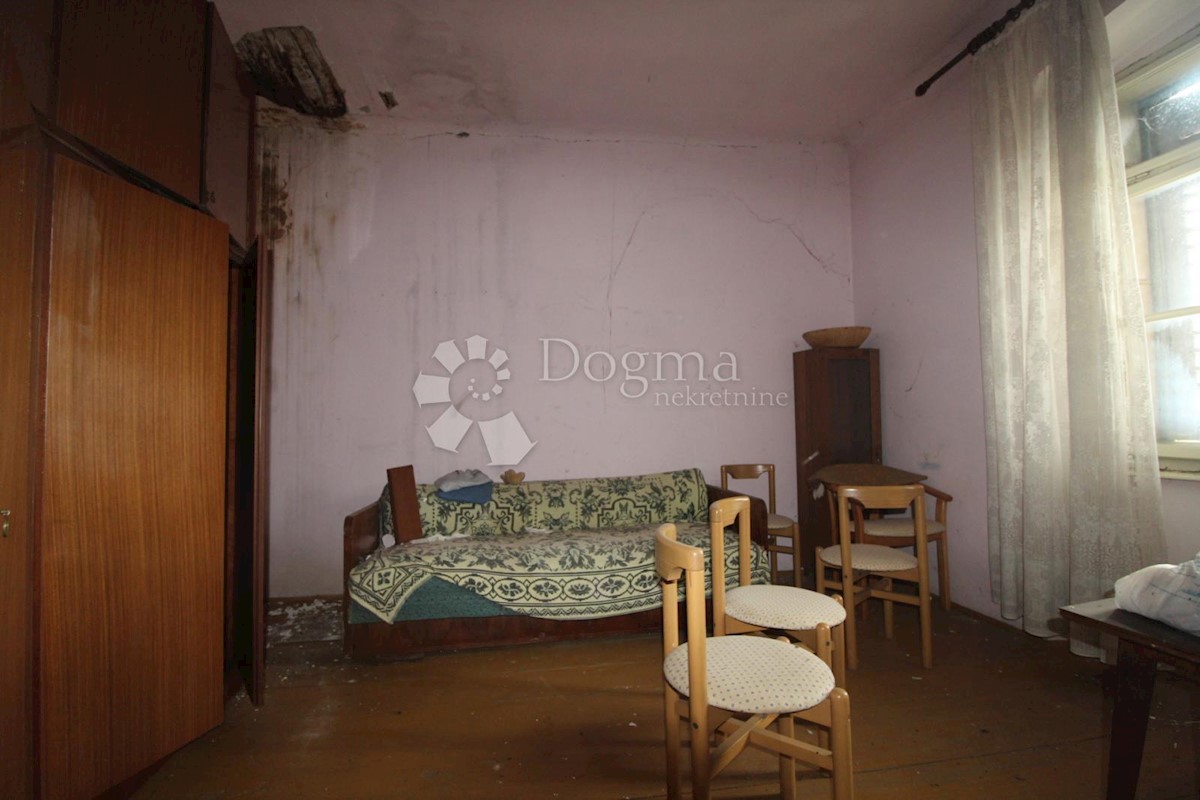 Hiša Naprodaj - ISTARSKA  Grožnjan