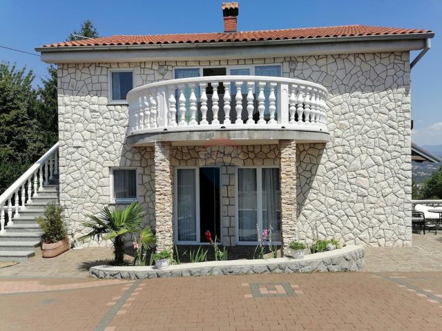 Casa in vendita 1440 m² – Bregi