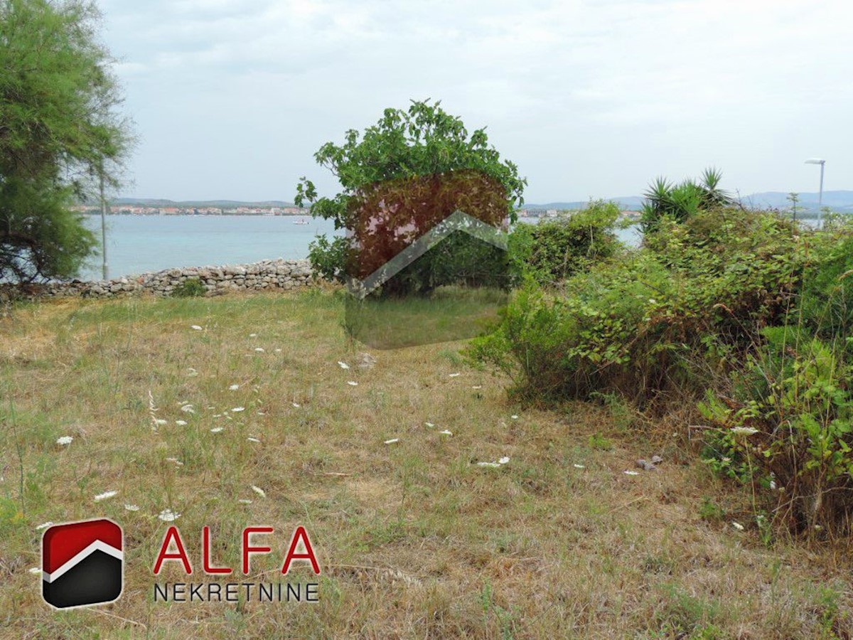 Land For sale - ŠIBENSKO-KNINSKA  VODICE 