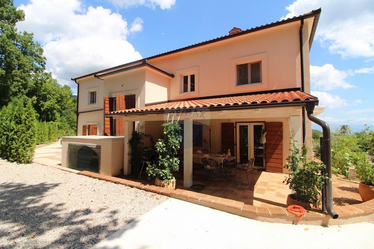 Casa In vendita - PRIMORSKO-GORANSKA  MOŠĆENIČKA DRAGA 