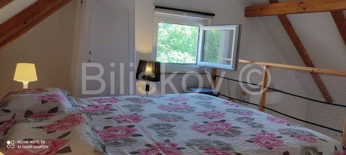 House For sale - SPLITSKO-DALMATINSKA  HVAR 