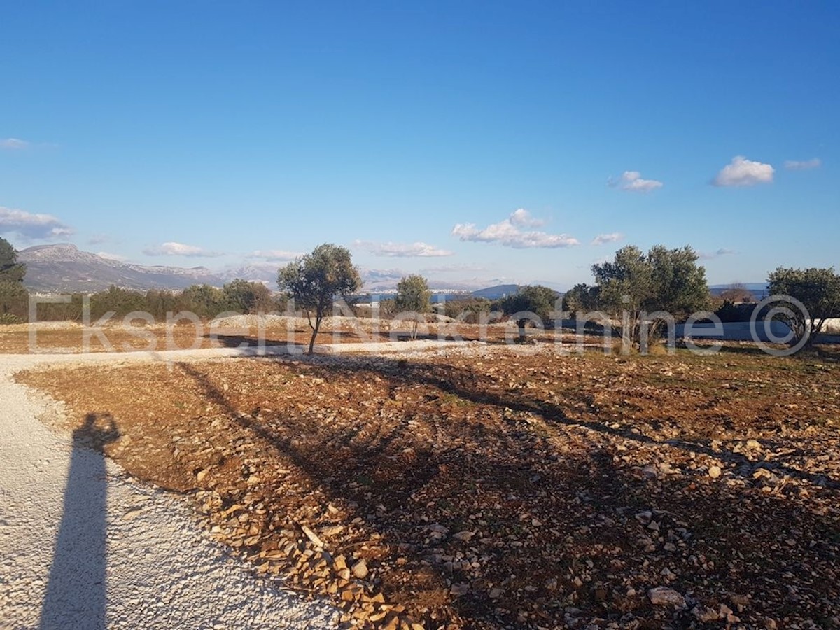 Land For sale - SPLITSKO-DALMATINSKA  TROGIR 