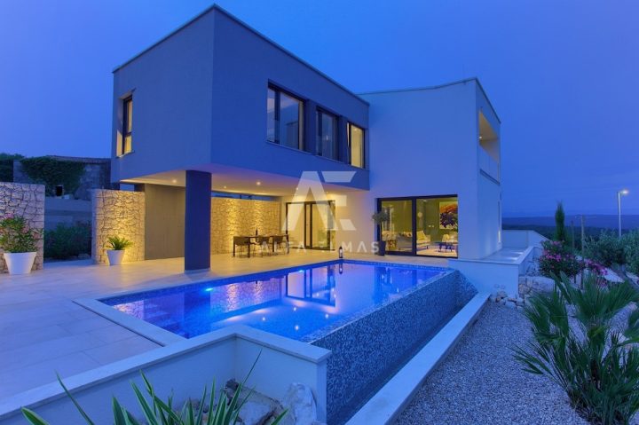 Maison à vendre 223 m² – Krk