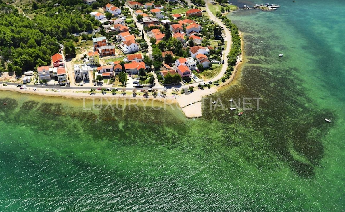 Hiša Na predaj - ŠIBENSKO-KNINSKA  ŠIBENIK 