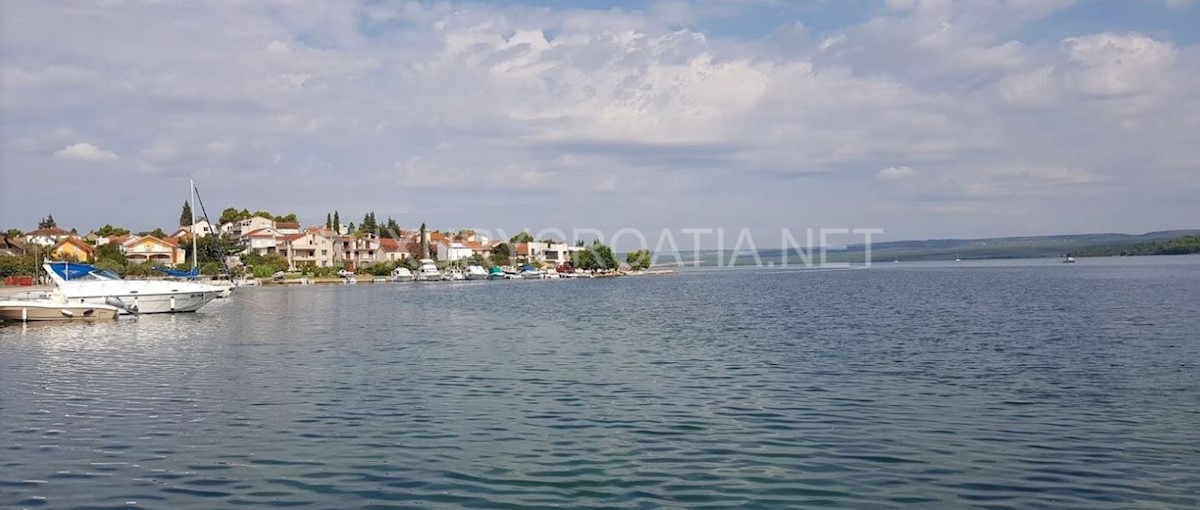 Hiša Na predaj - ŠIBENSKO-KNINSKA  ŠIBENIK 