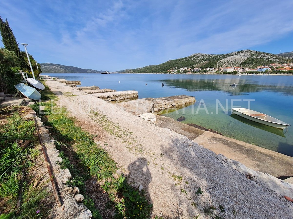 Haus Zu verkaufen - SPLITSKO-DALMATINSKA  TROGIR 