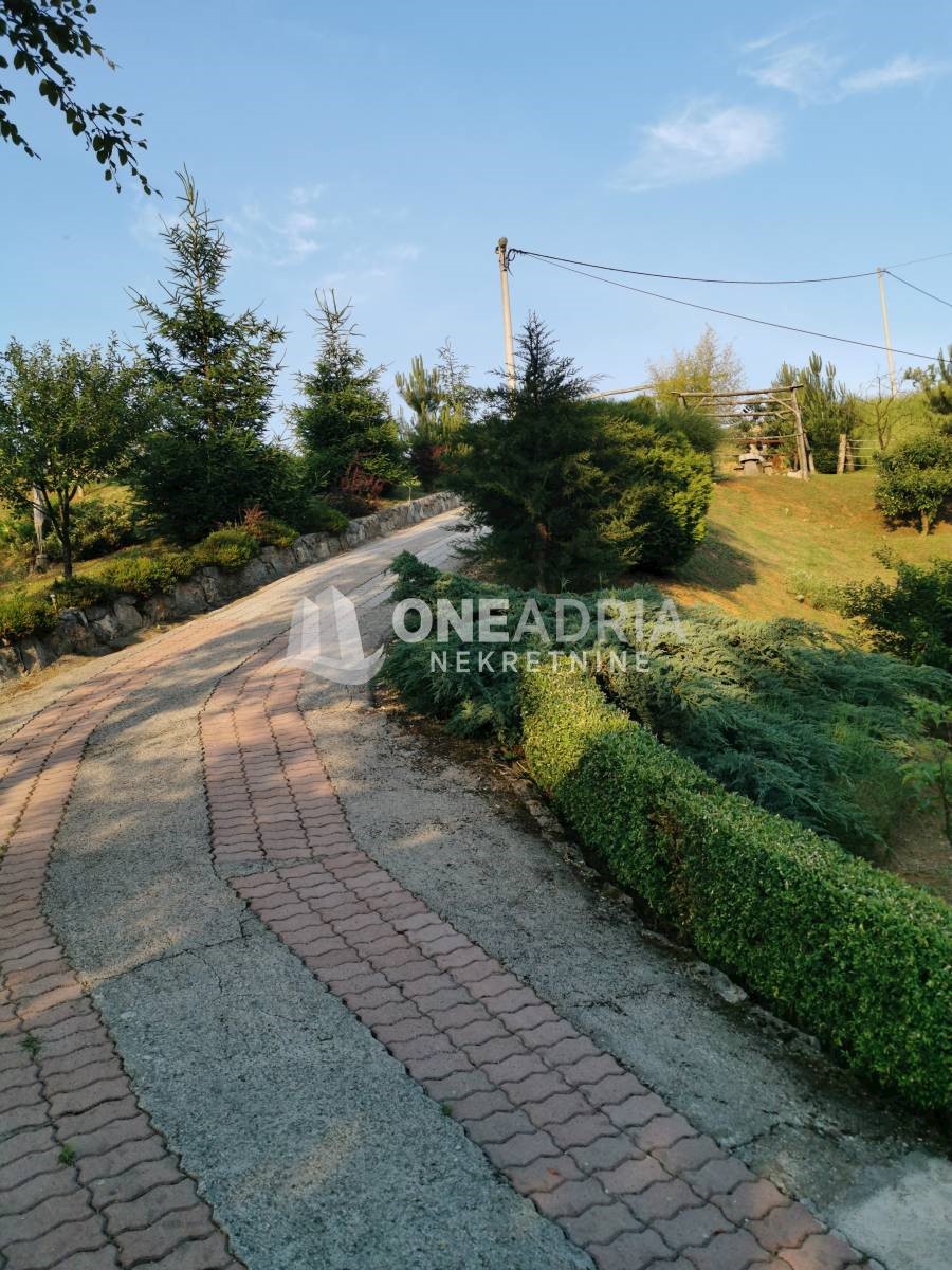 House For sale - KARLOVAČKA  BARILOVIĆI 