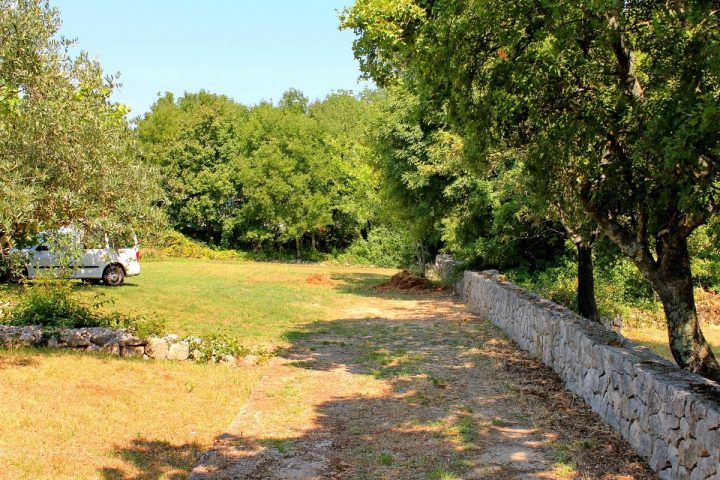 Terrain à vendre 1654 m² – Dobrinj