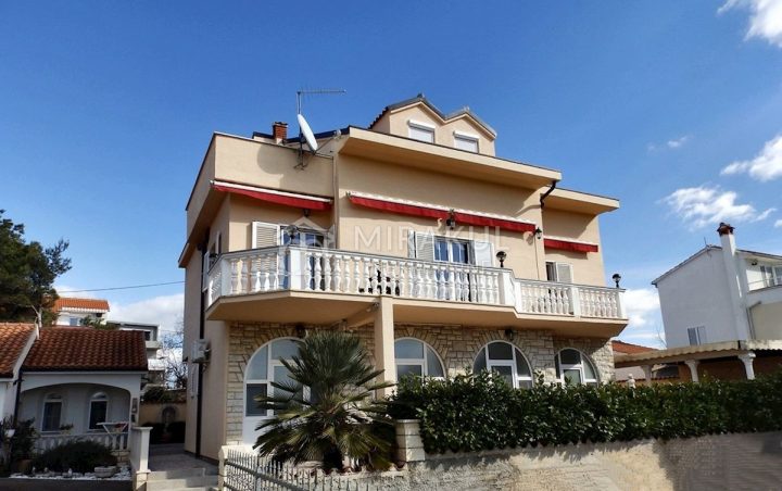 Dom na predaj 270 m² – Srima