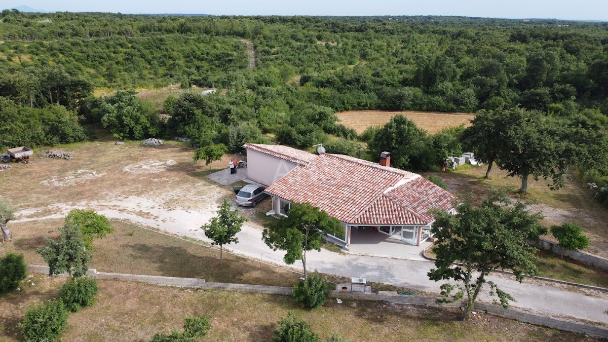 Casa In vendita - ISTARSKA  MARČANA 