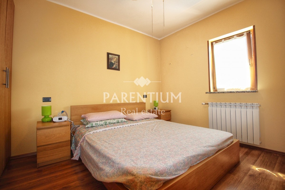 Haus Zu verkaufen - ISTARSKA  POREČ 