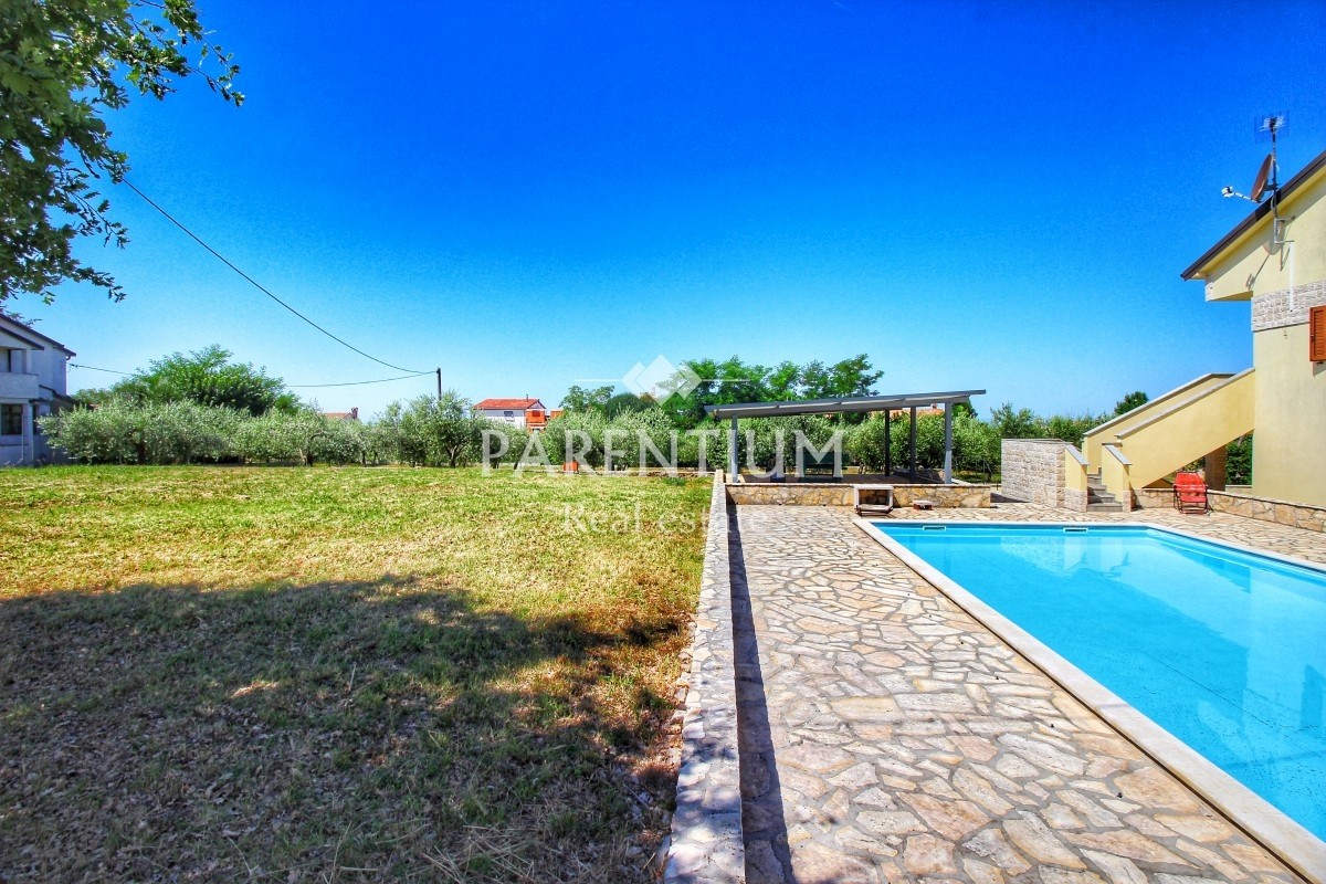 Haus Zu verkaufen - ISTARSKA  POREČ 