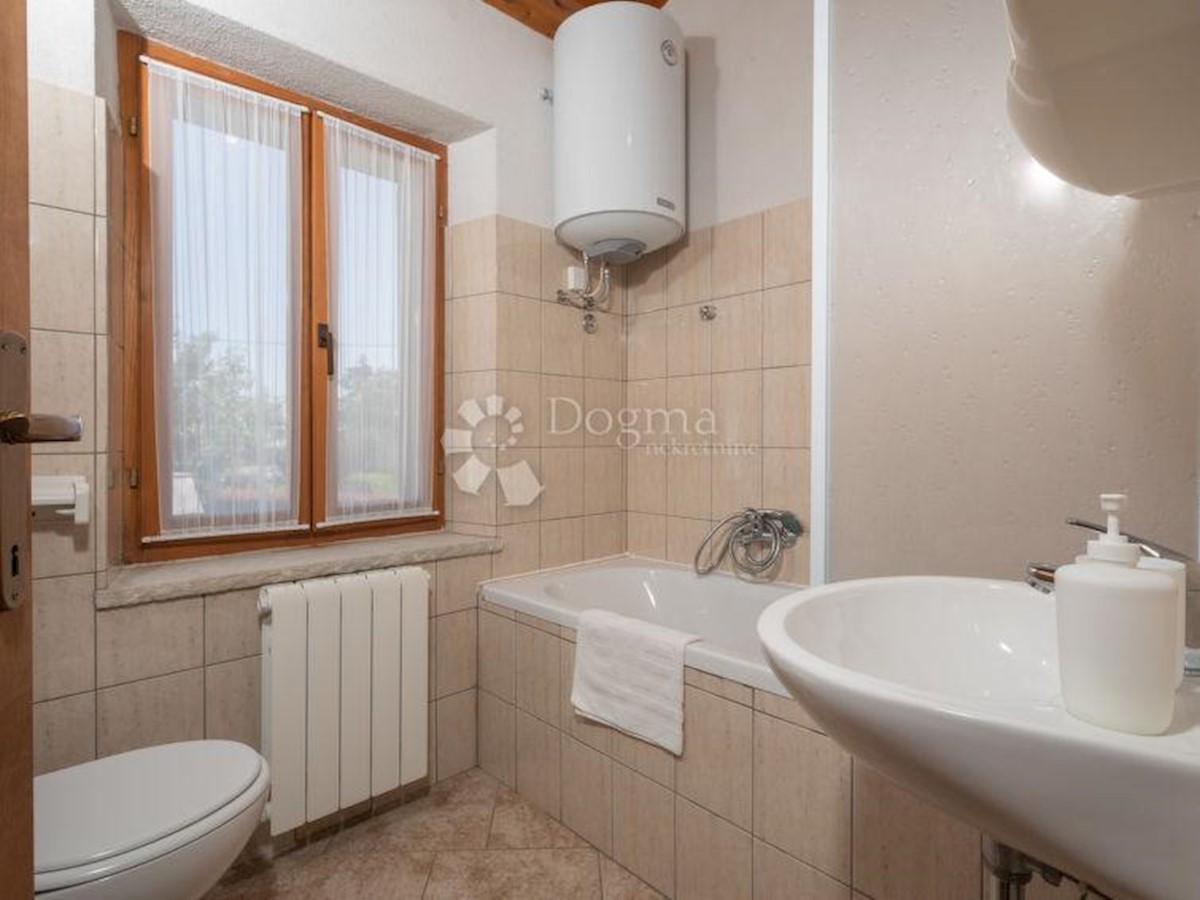 Kuća Na prodaju - ISTARSKA  TINJAN 