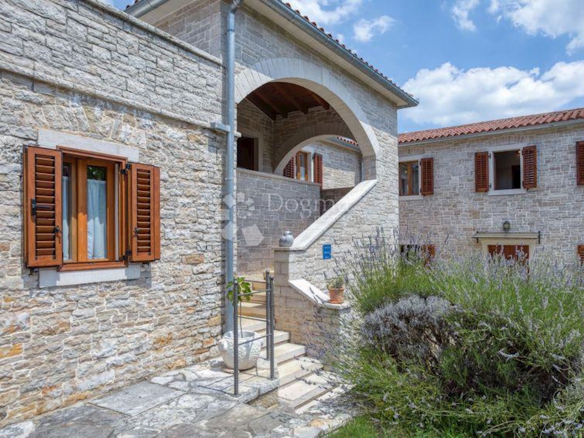 Kuća Na prodaju - ISTARSKA  TINJAN 