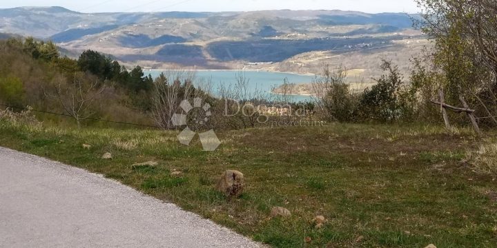 Terreno in vendita 2900 m² – Butoniga