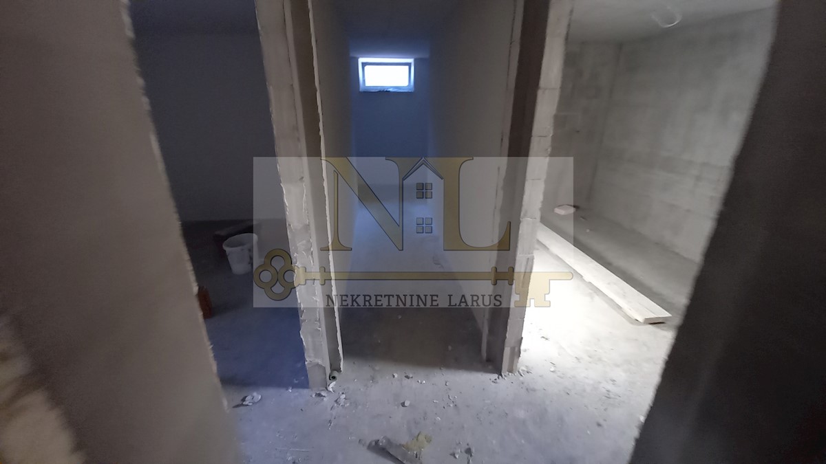 Appartement À vendre - SPLITSKO-DALMATINSKA  ČIOVO 