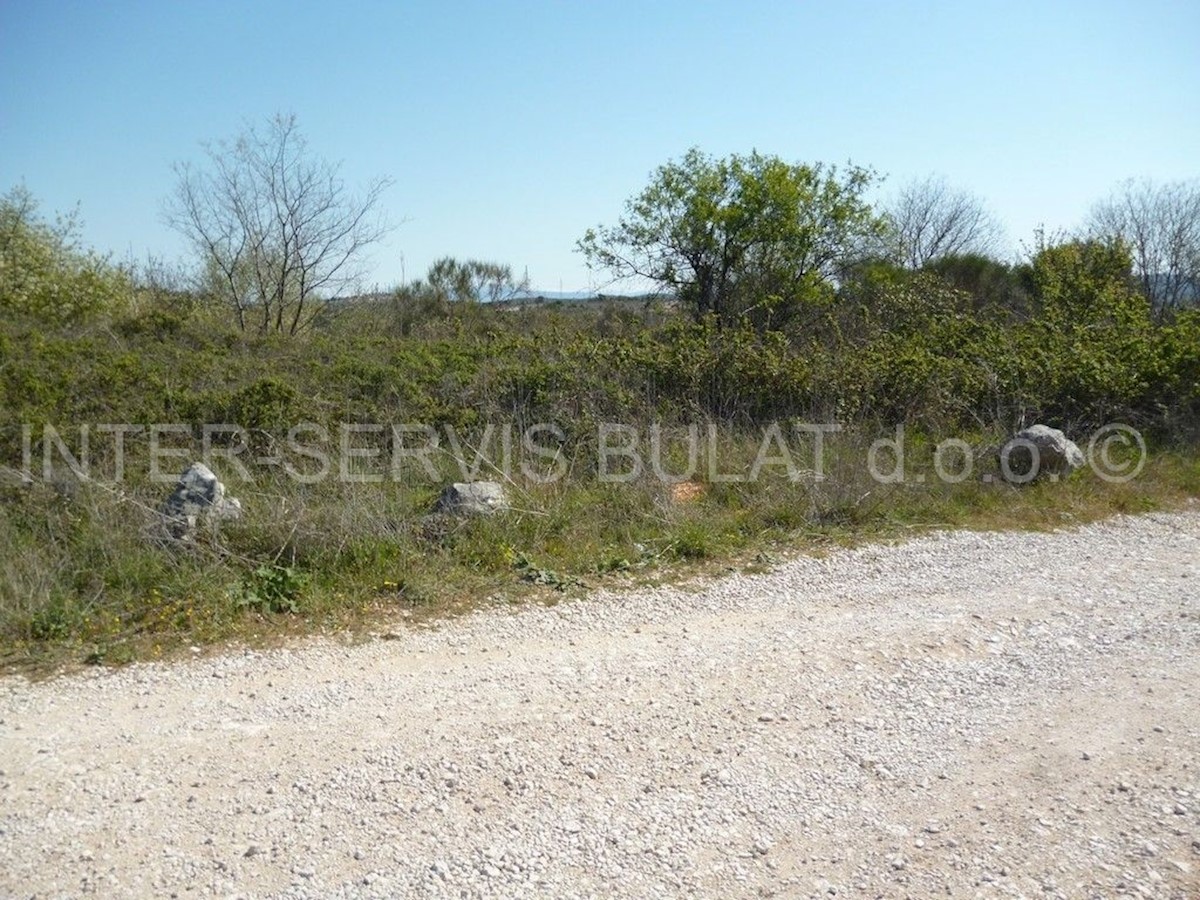 Land For sale - ŠIBENSKO-KNINSKA  VODICE 