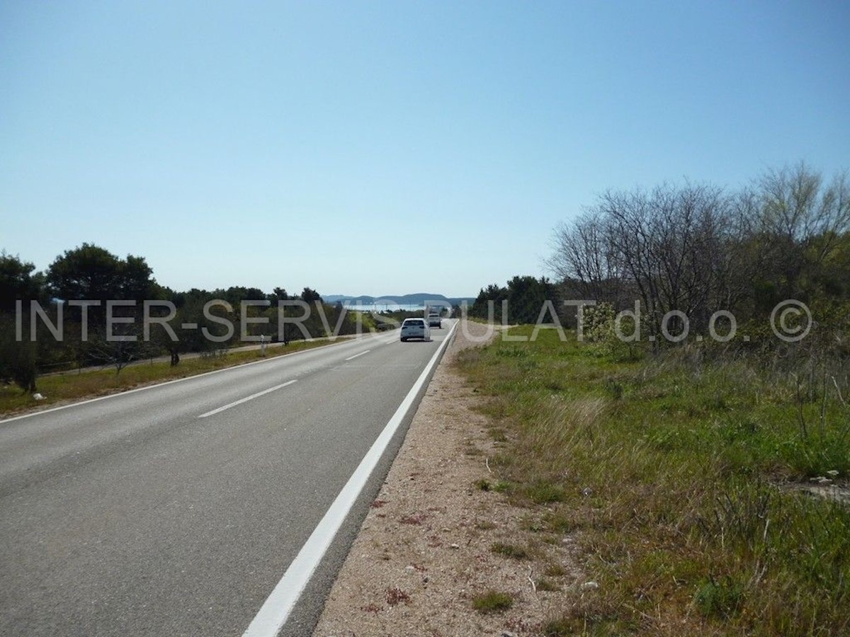 Land For sale - ŠIBENSKO-KNINSKA  VODICE 