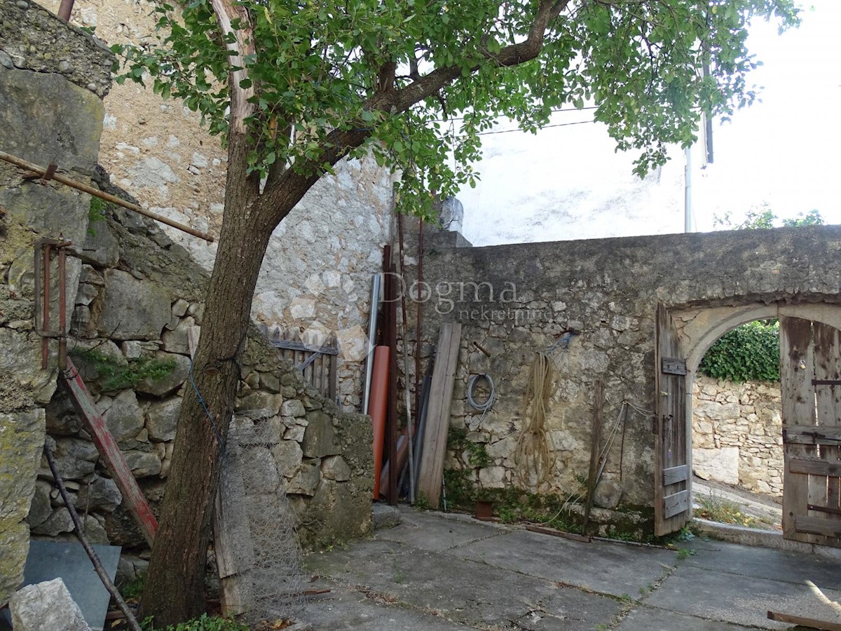 Kuća Na prodaju - PRIMORSKO-GORANSKA  VINODOLSKA OPĆINA 