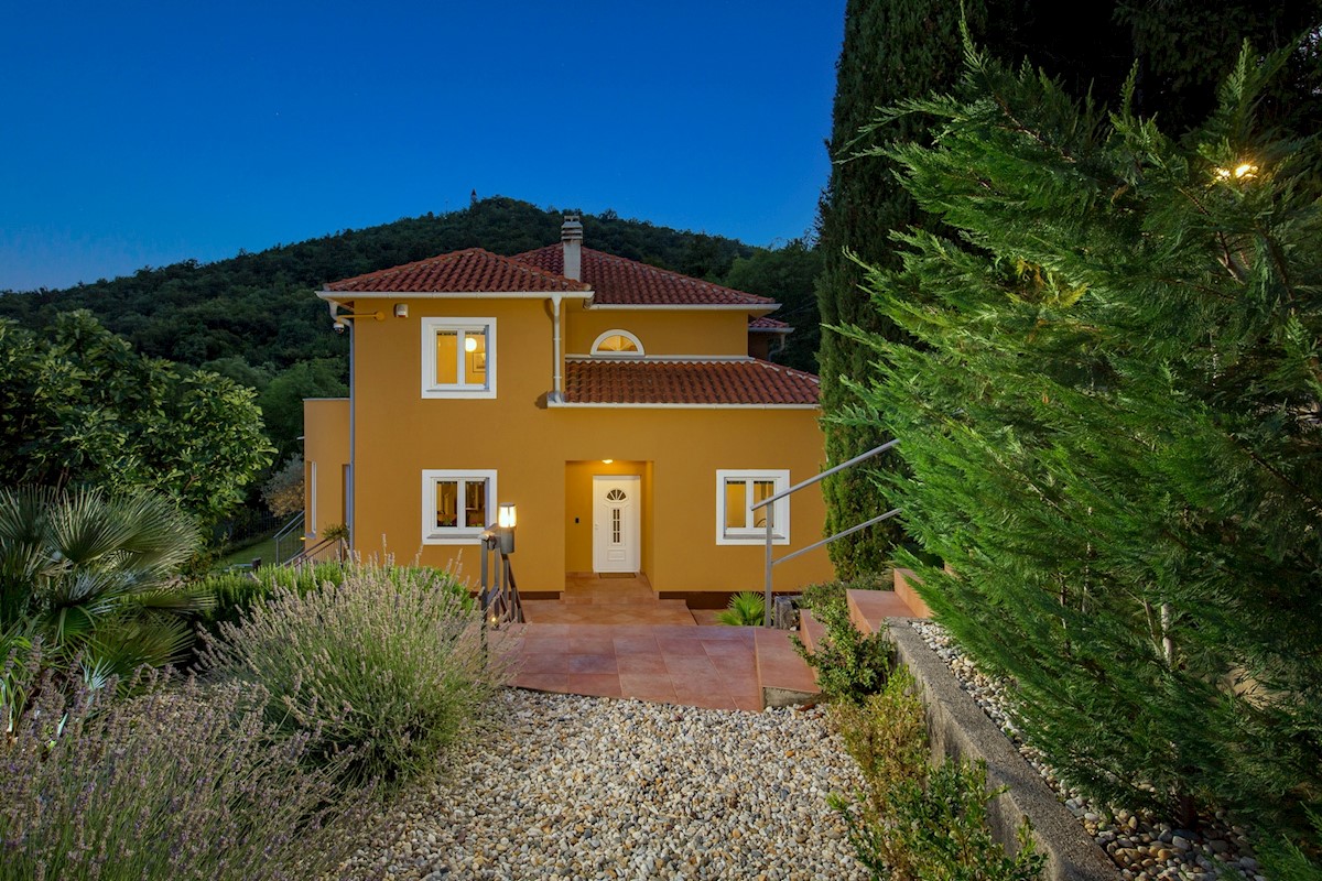 Kuća Na prodaju - PRIMORSKO-GORANSKA  OPATIJA 