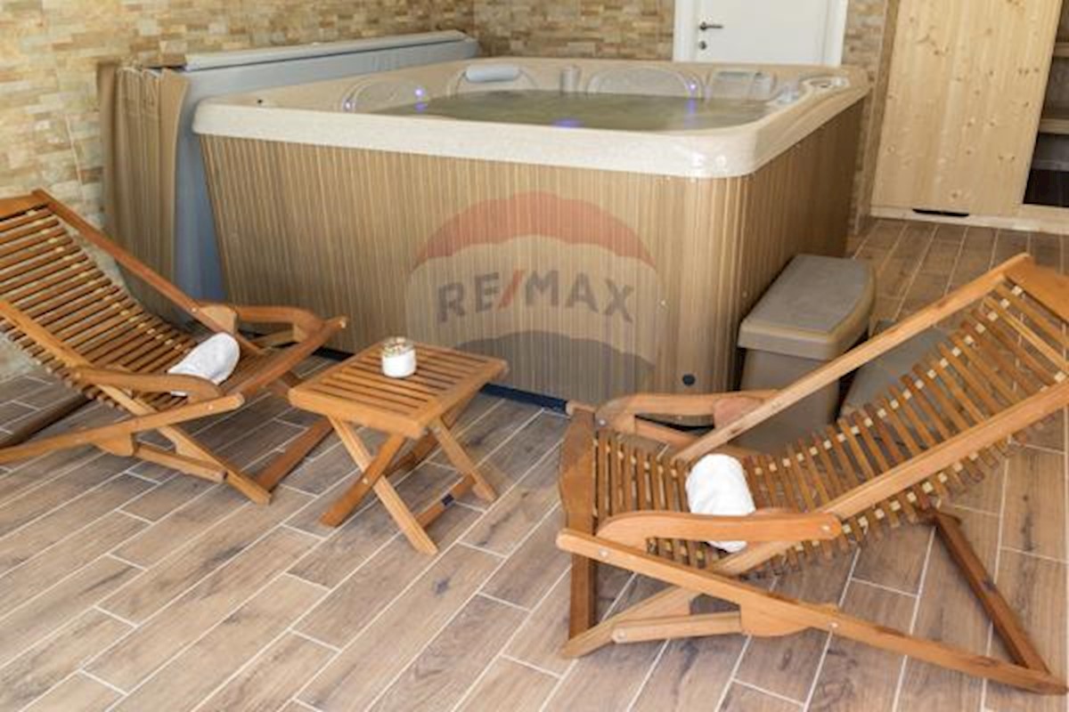 House For sale - PRIMORSKO-GORANSKA  MOŠĆENIČKA DRAGA 