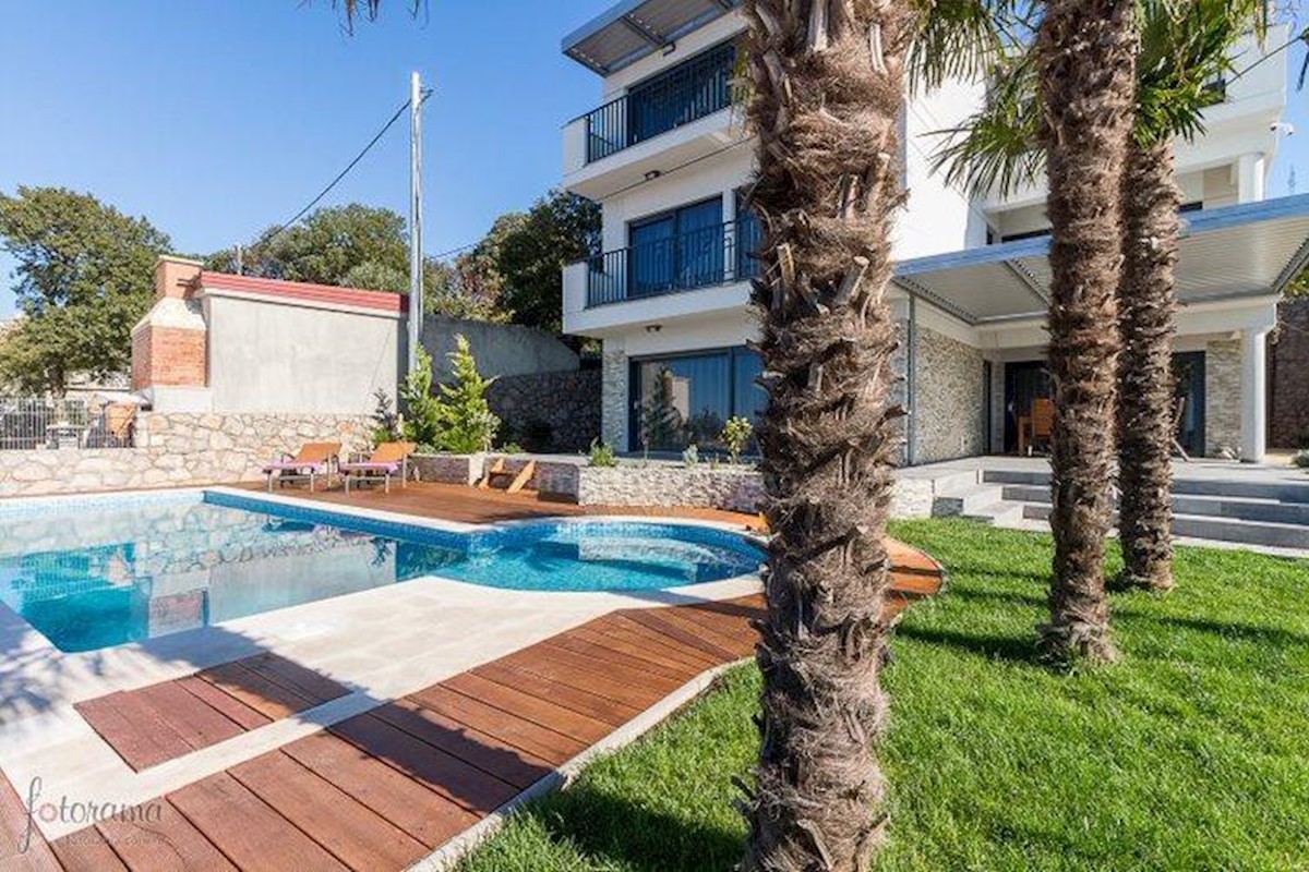 Casa In vendita - PRIMORSKO-GORANSKA  NOVI VINODOLSKI 