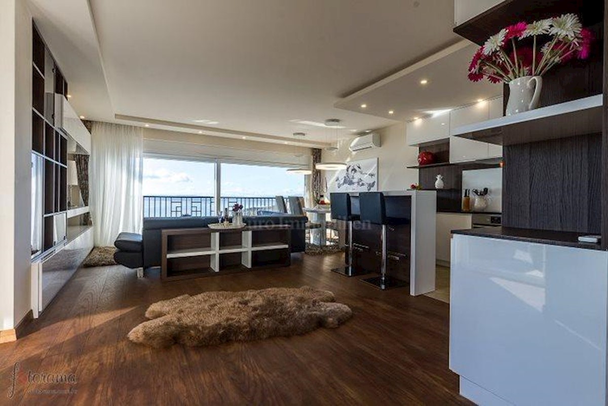 Casa In vendita - PRIMORSKO-GORANSKA  NOVI VINODOLSKI 