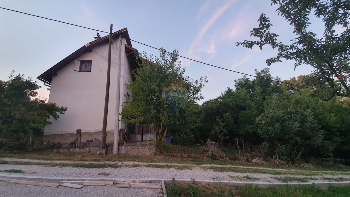 Maison À vendre - GRAD ZAGREB  ZAGREB 