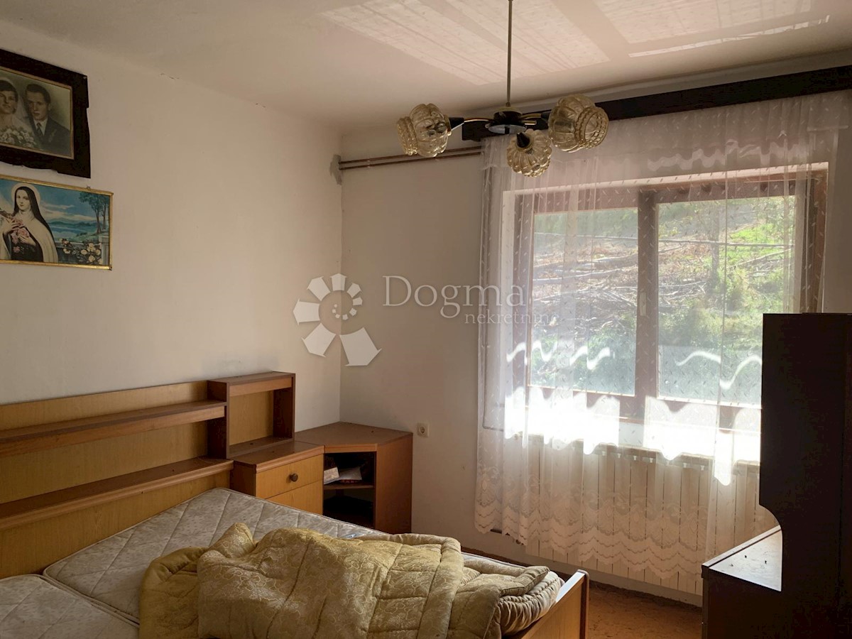 Haus Zu verkaufen - PRIMORSKO-GORANSKA  ČABAR 