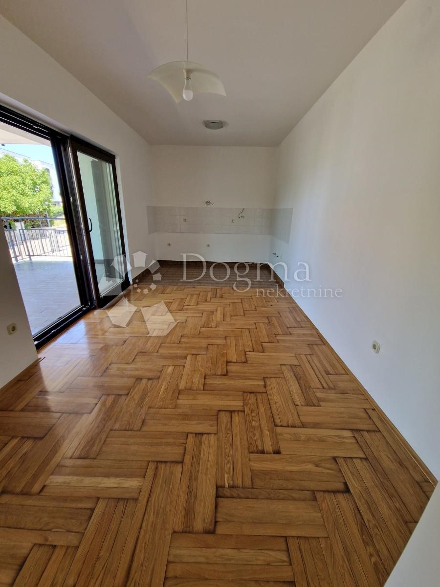 Apartment Zu verkaufen - PRIMORSKO-GORANSKA  KRK 