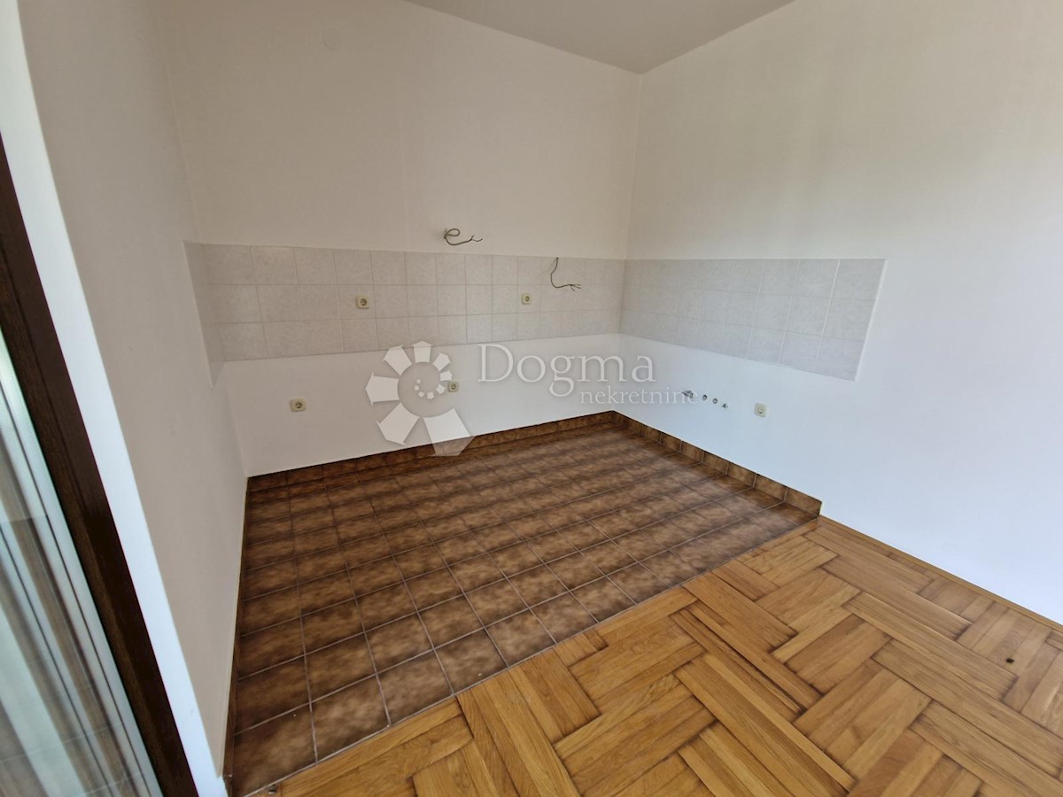 Apartment Zu verkaufen - PRIMORSKO-GORANSKA  KRK 