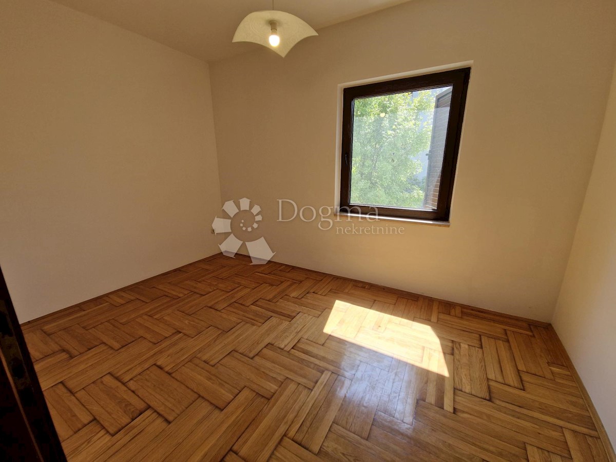 Apartment Zu verkaufen - PRIMORSKO-GORANSKA  KRK 