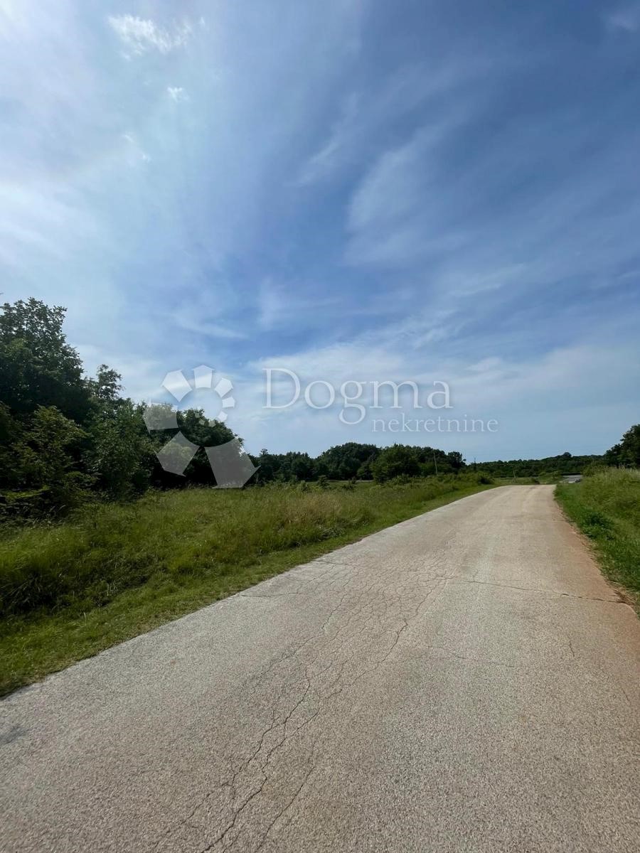 Zemljište Na prodaju - Istarska Barban - foto 4/8